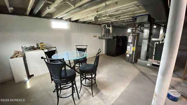 1032 Valley Stream Road, Toms River, NJ 08753