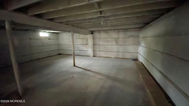 1032 Valley Stream Road, Toms River, NJ 08753