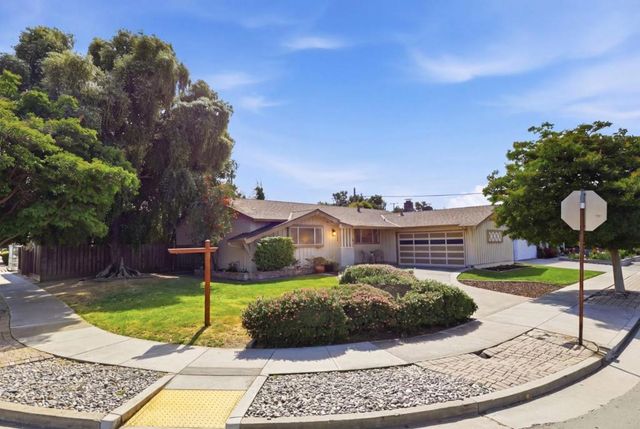 19660 Vicksburg Drive, Cupertino, CA 95014