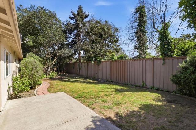19660 Vicksburg Drive, Cupertino, CA 95014