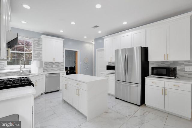 44326 MISTY CREEK PL, Ashburn, VA 20147