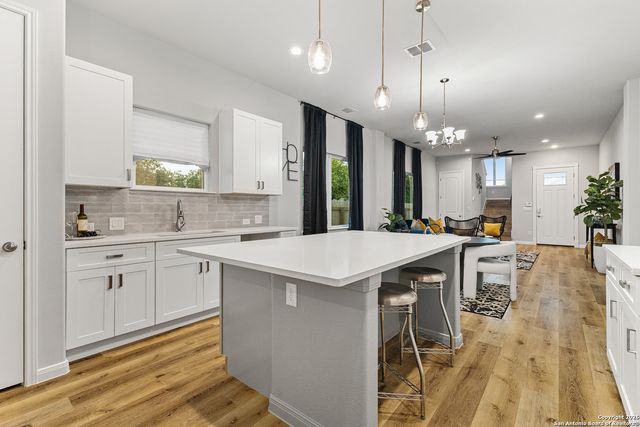 505 Linden, San Antonio, TX 78211