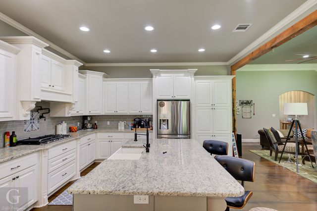 7453 Shirley Francis Road, Shreveport, LA 71129