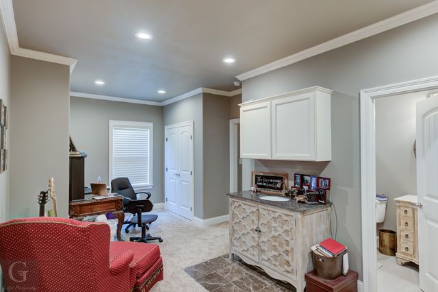 7453 Shirley Francis Road, Shreveport, LA 71129