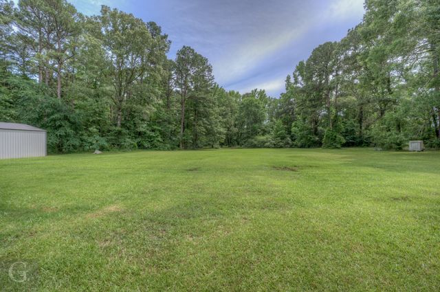 7453 Shirley Francis Road, Shreveport, LA 71129
