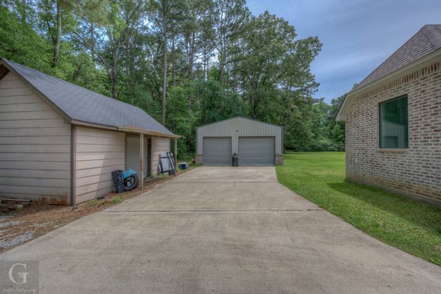 7453 Shirley Francis Road, Shreveport, LA 71129
