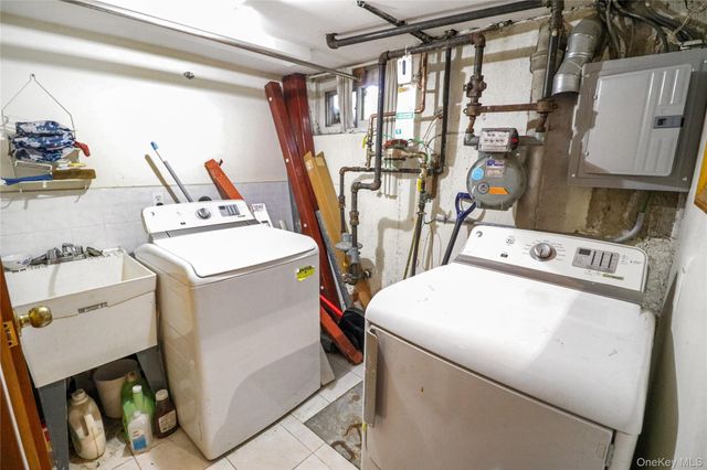 21115 48th Avenue, Bayside, NY 11364