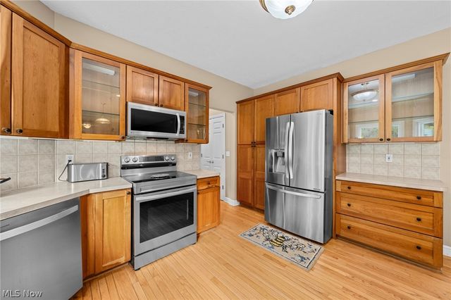 6576 Glen Coe Drive, Brecksville, OH 44141