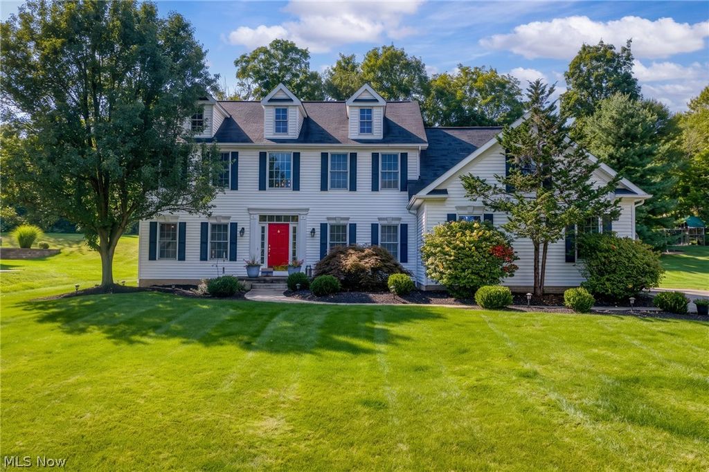 6576 Glen Coe Drive, Brecksville, OH 44141