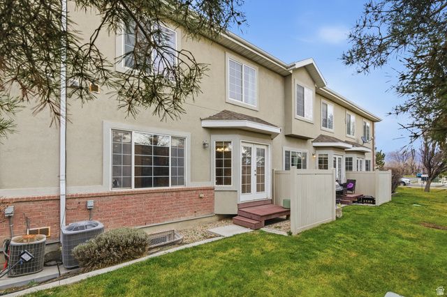 263 E SUNSHINE DR, Saratoga Springs, UT 84043