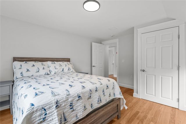 484 Thames Street, Bristol, RI 02809