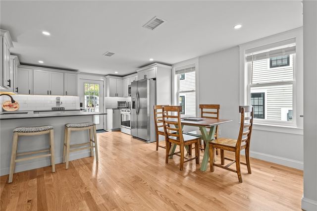 484 Thames Street, Bristol, RI 02809