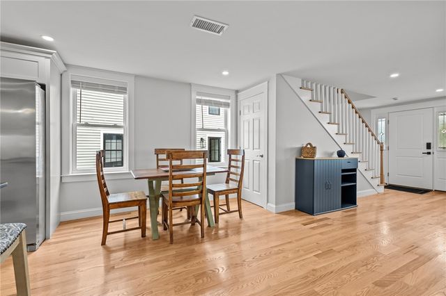 484 Thames Street, Bristol, RI 02809