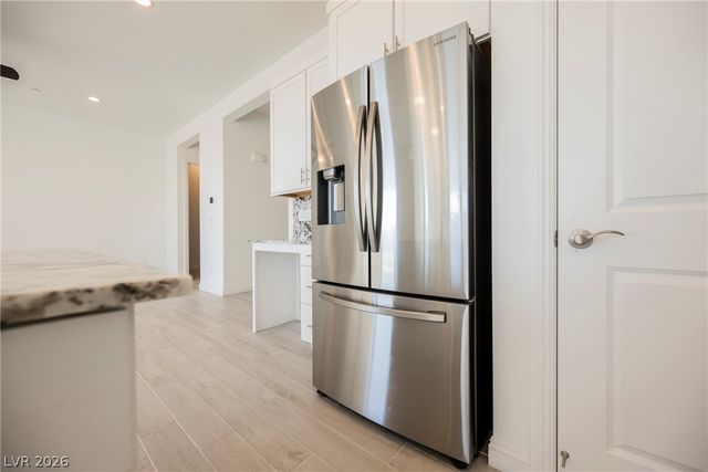 9016 Skye Treeline Street, Las Vegas, NV 89166