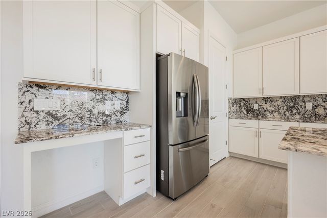 9016 Skye Treeline Street, Las Vegas, NV 89166
