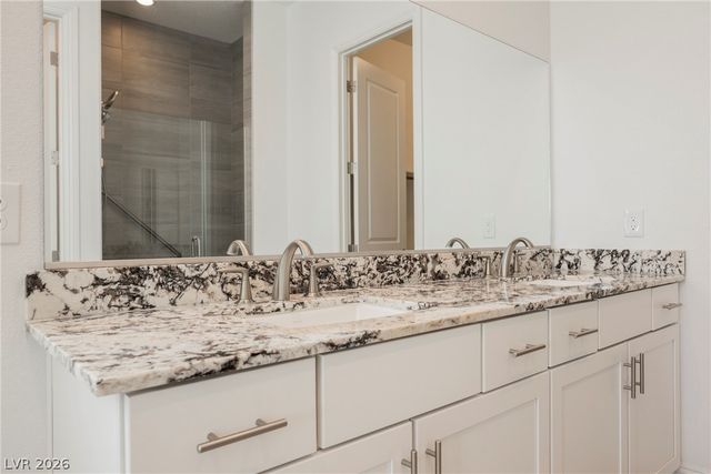 9016 Skye Treeline Street, Las Vegas, NV 89166