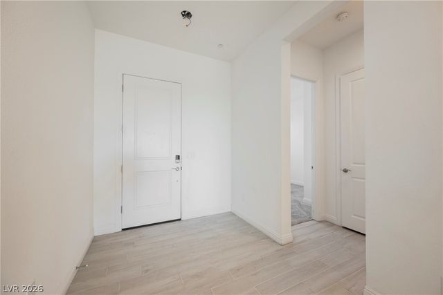 9016 Skye Treeline Street, Las Vegas, NV 89166