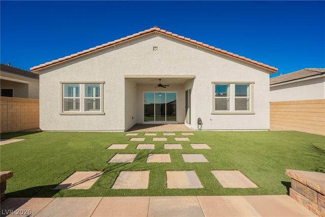 9016 Skye Treeline Street, Las Vegas, NV 89166