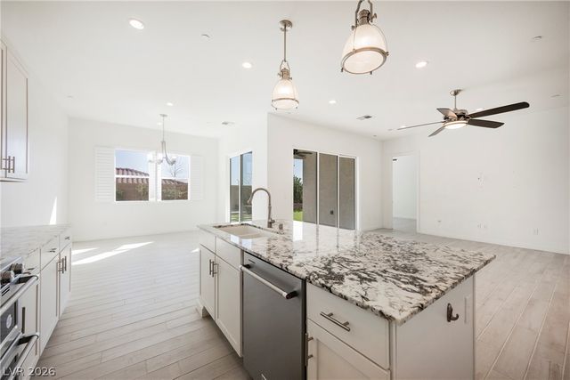 9016 Skye Treeline Street, Las Vegas, NV 89166