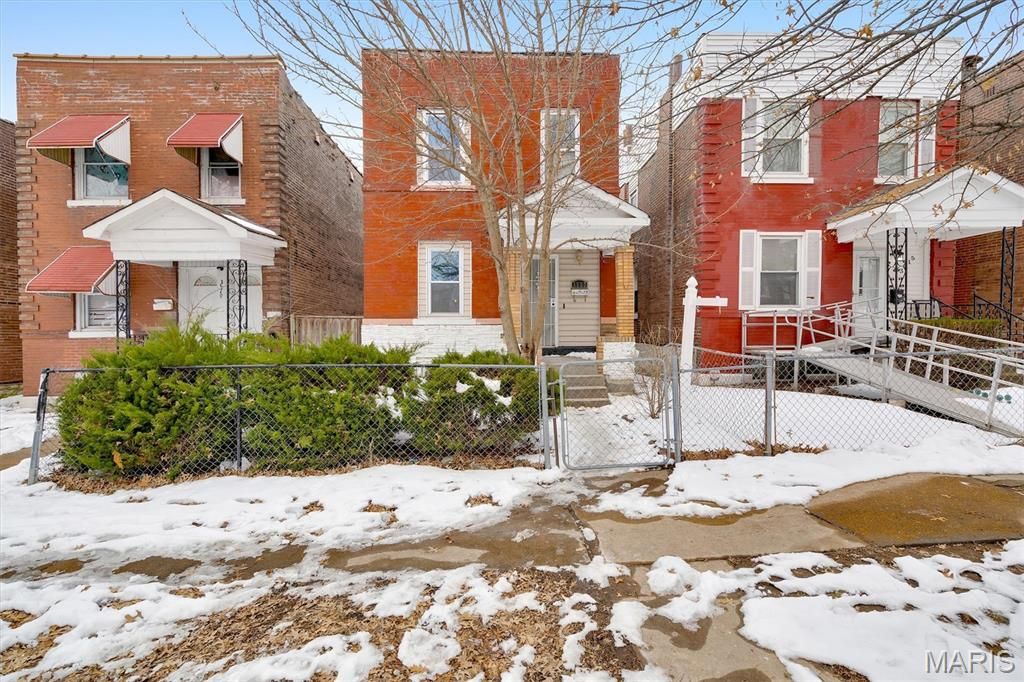 3517 Pennsylvania Avenue, St Louis, MO 63118