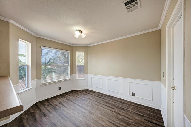903 Estate DR, Hutto, TX 78634