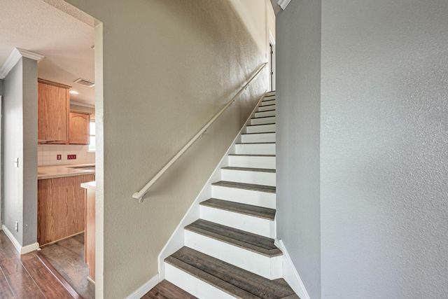 903 Estate DR, Hutto, TX 78634