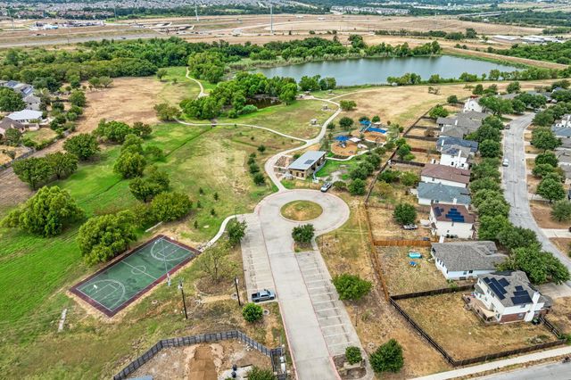903 Estate DR, Hutto, TX 78634