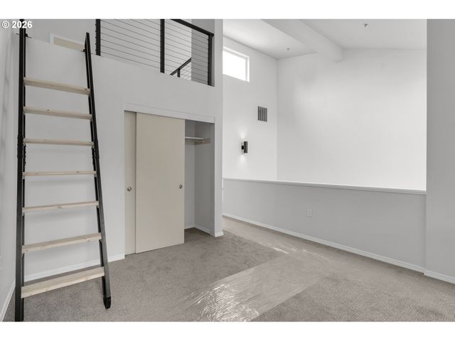1128 Ne SCHUYLER St 106, Portland, OR 97212