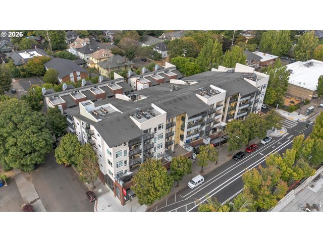 1128 Ne SCHUYLER St 106, Portland, OR 97212