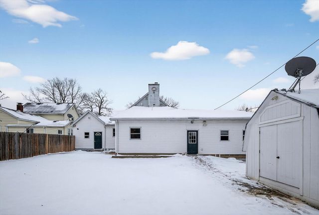 9 E Beech Street, Three Oaks, MI 49128