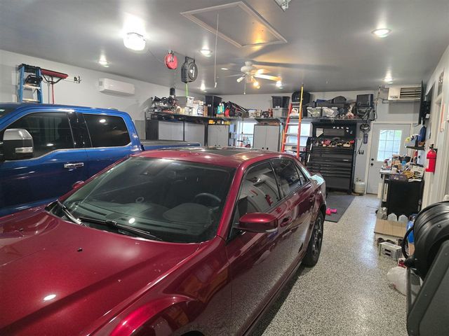 9 E Beech Street, Three Oaks, MI 49128