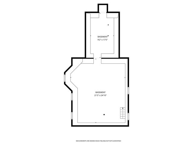 9 E Beech Street, Three Oaks, MI 49128