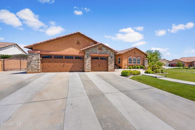 3035 W Avenue M5, Lancaster, CA 93536