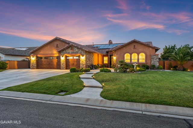 3035 W Avenue M5, Lancaster, CA 93536