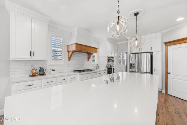 3035 W Avenue M5, Lancaster, CA 93536