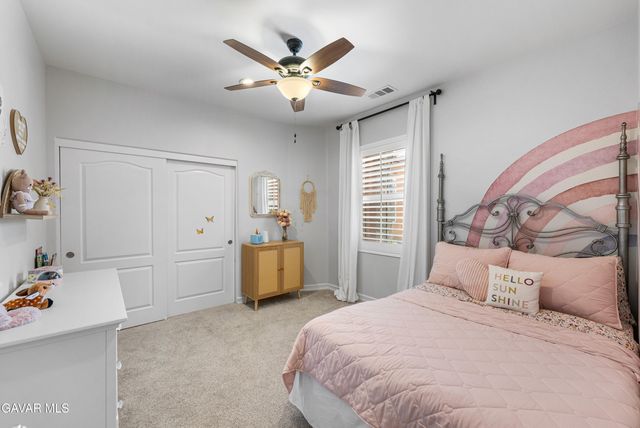 3035 W Avenue M5, Lancaster, CA 93536
