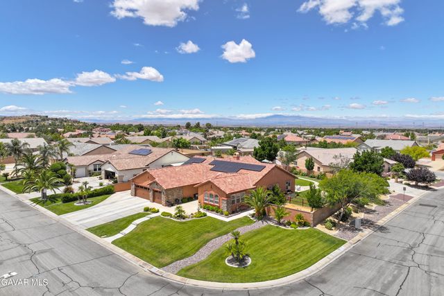 3035 W Avenue M5, Lancaster, CA 93536