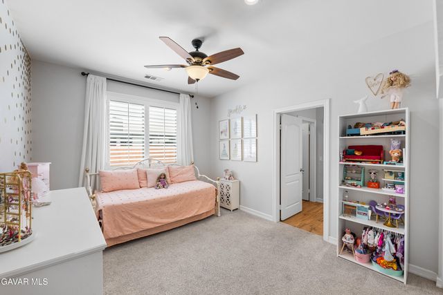 3035 W Avenue M5, Lancaster, CA 93536