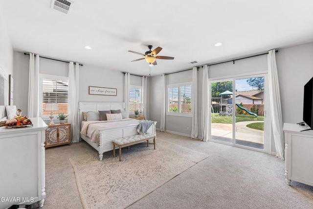 3035 W Avenue M5, Lancaster, CA 93536