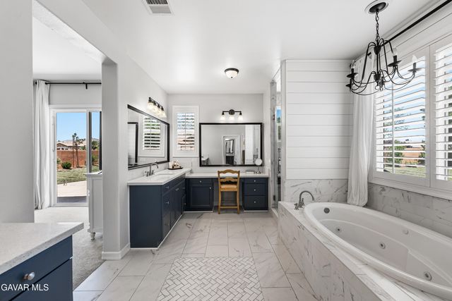 3035 W Avenue M5, Lancaster, CA 93536