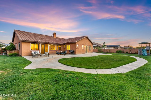 3035 W Avenue M5, Lancaster, CA 93536
