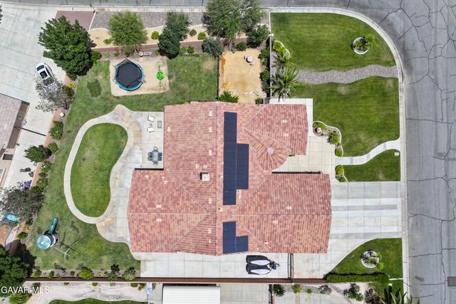 3035 W Avenue M5, Lancaster, CA 93536