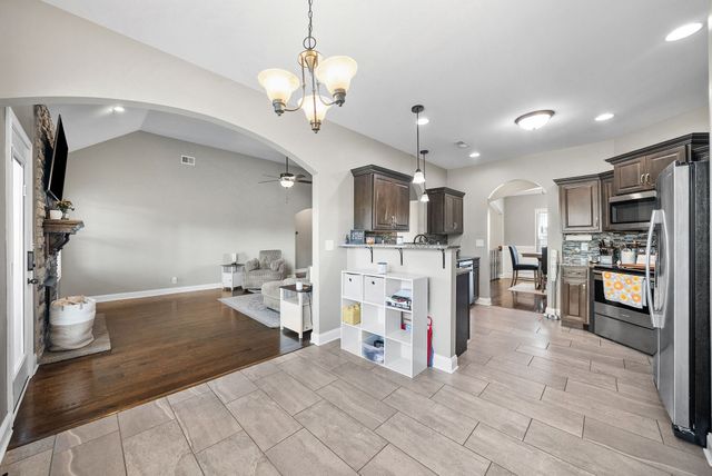 316 Piedmont Pl, Clarksville, TN 37043