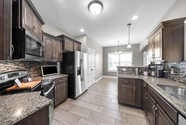316 Piedmont Pl, Clarksville, TN 37043