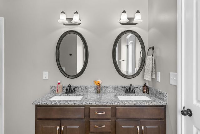 316 Piedmont Pl, Clarksville, TN 37043