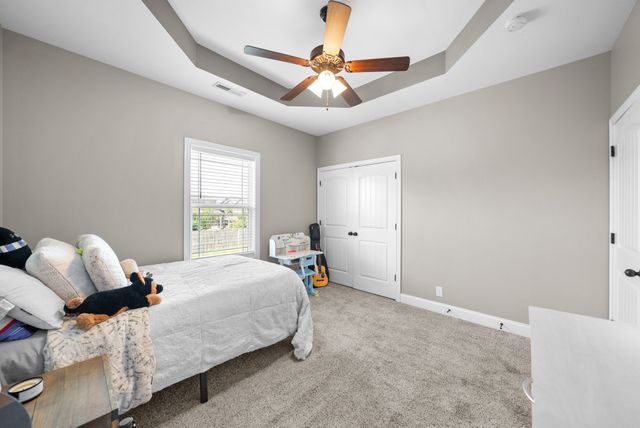 316 Piedmont Pl, Clarksville, TN 37043