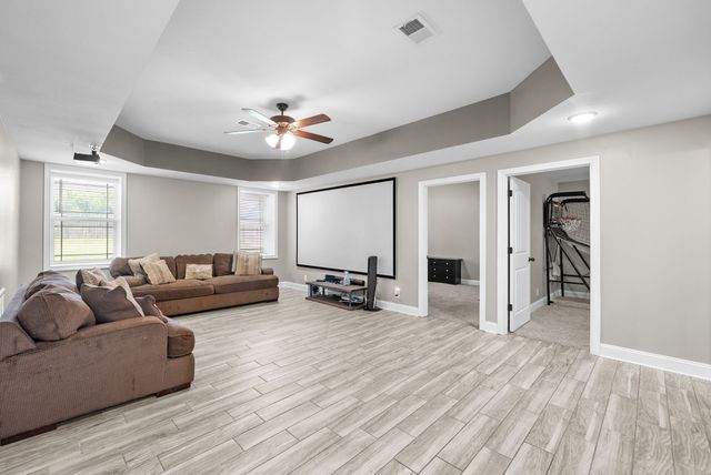 316 Piedmont Pl, Clarksville, TN 37043