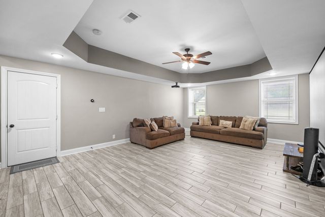 316 Piedmont Pl, Clarksville, TN 37043