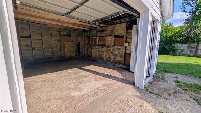 624 Buffalo Street, Conneaut, OH 44030