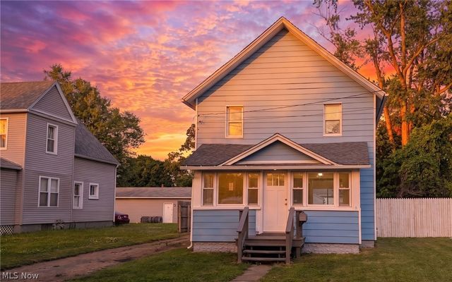 624 Buffalo Street, Conneaut, OH 44030